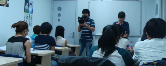 【法亞小語種】韓語班上課進(jìn)行時(shí)--韓國電視臺專訪