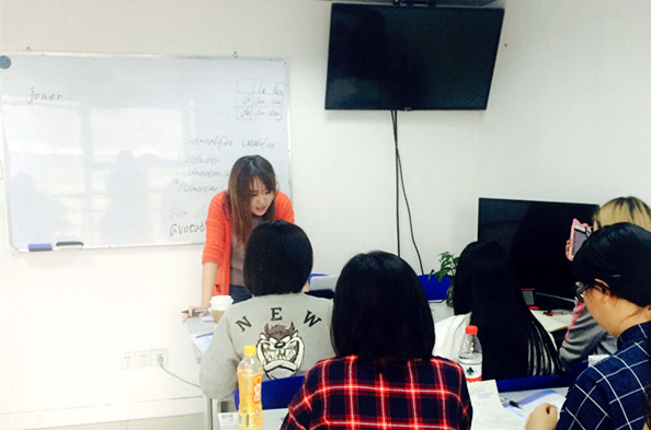 【法語(yǔ)初級(jí)白班】上課中