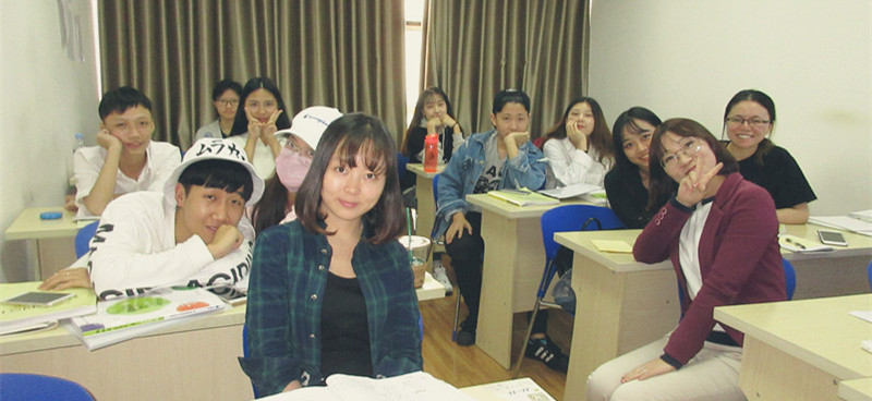 韓出國(guó)-郭春燕老師