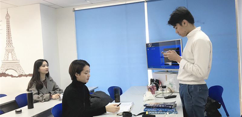 意大利語出國(guó)班（胡啟鵬老師）